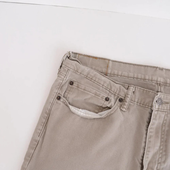 Levi's 541  Taupe Straight Leg Pants	 34/38 - Picture 8 of 15